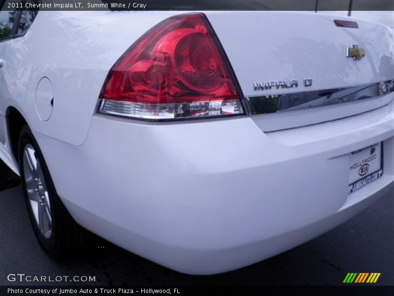 Summit White / Gray 2011 Chevrolet Impala LT