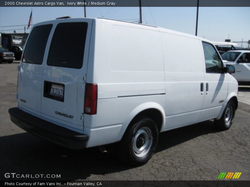 Ivory White / Medium Gray 2000 Chevrolet Astro Cargo Van