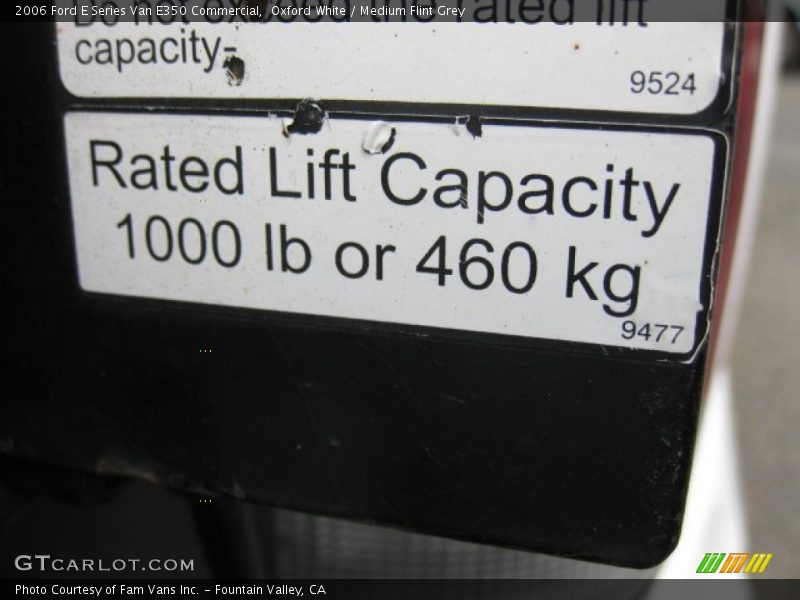 Oxford White / Medium Flint Grey 2006 Ford E Series Van E350 Commercial