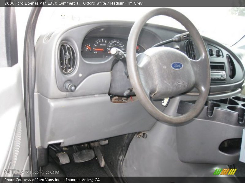 Oxford White / Medium Flint Grey 2006 Ford E Series Van E350 Commercial