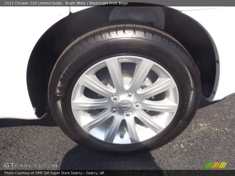 Bright White / Black/Light Frost Beige 2013 Chrysler 200 Limited Sedan