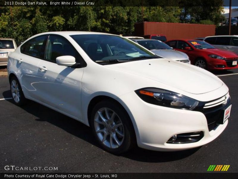 Bright White / Diesel Gray 2013 Dodge Dart Rallye