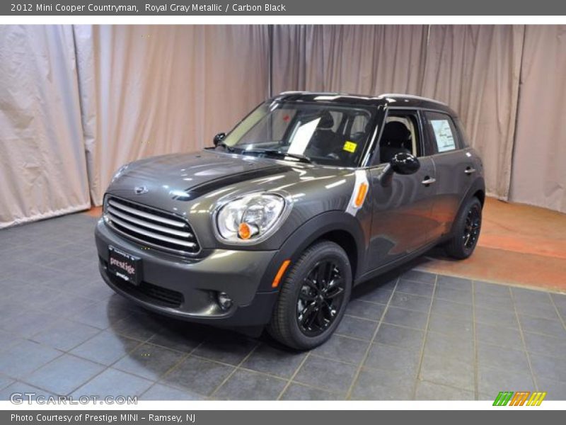 Front 3/4 View of 2012 Cooper Countryman