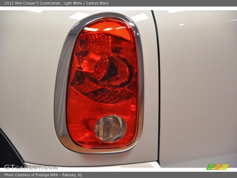 Light White / Carbon Black 2012 Mini Cooper S Countryman