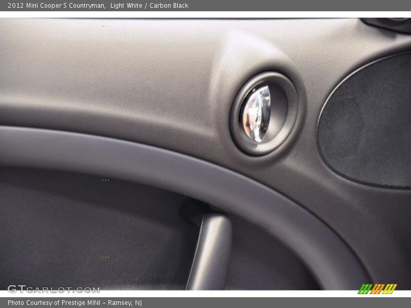 Light White / Carbon Black 2012 Mini Cooper S Countryman