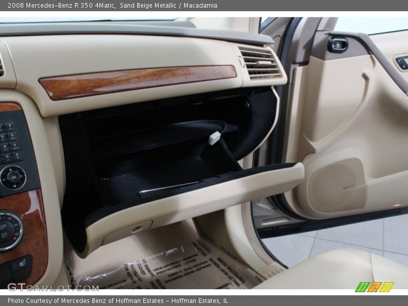 Sand Beige Metallic / Macadamia 2008 Mercedes-Benz R 350 4Matic