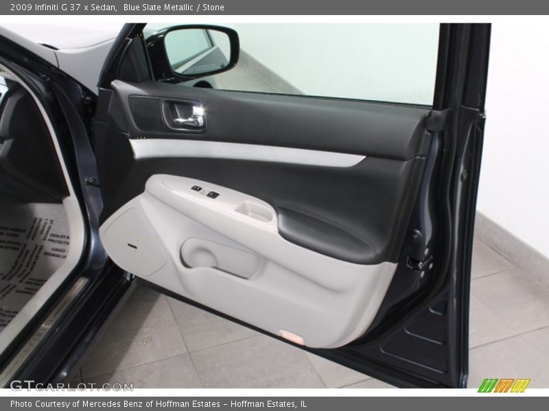 Door Panel of 2009 G 37 x Sedan
