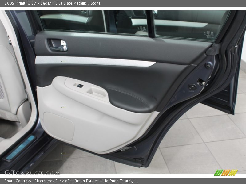 Door Panel of 2009 G 37 x Sedan