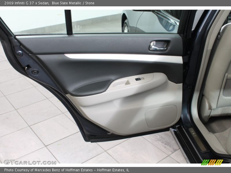 Door Panel of 2009 G 37 x Sedan