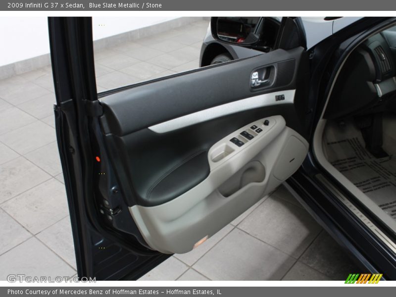 Door Panel of 2009 G 37 x Sedan