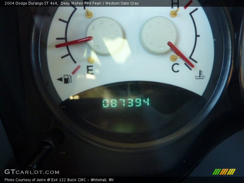 Deep Molten Red Pearl / Medium Slate Gray 2004 Dodge Durango ST 4x4