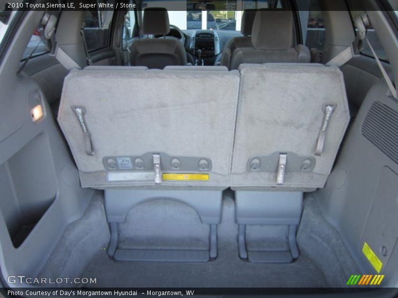 Super White / Stone 2010 Toyota Sienna LE