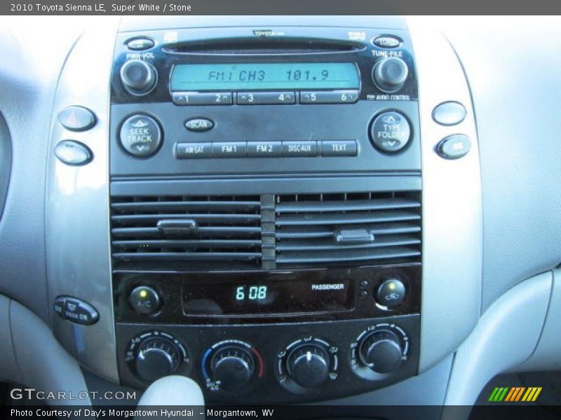 Super White / Stone 2010 Toyota Sienna LE