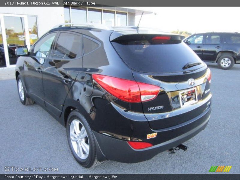 Ash Black / Taupe 2013 Hyundai Tucson GLS AWD