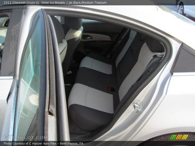 Silver Ice Metallic / Jet Black/Medium Titanium 2011 Chevrolet Cruze LS