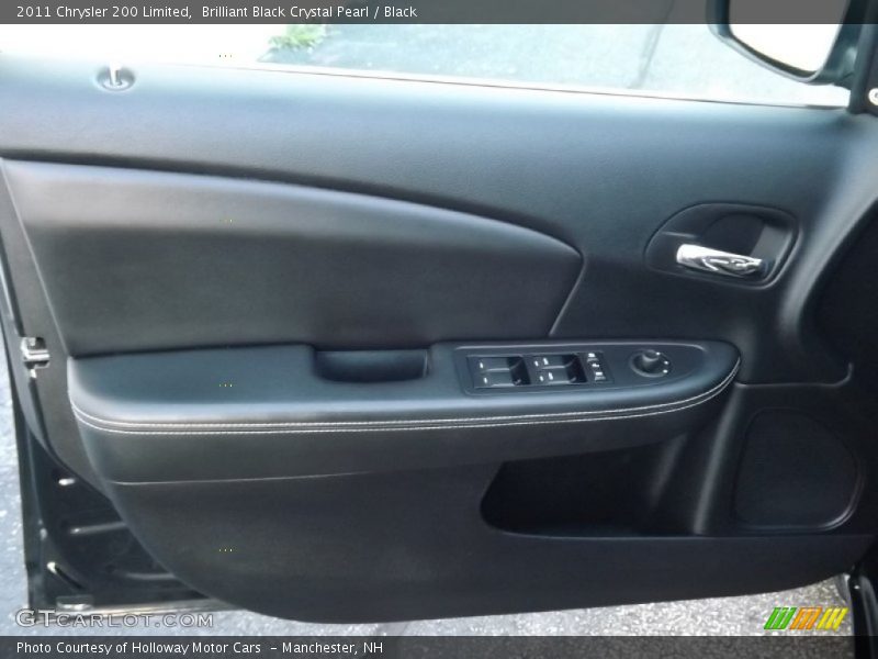 Brilliant Black Crystal Pearl / Black 2011 Chrysler 200 Limited