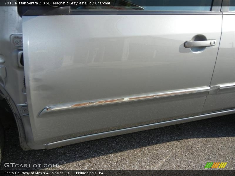 Magnetic Gray Metallic / Charcoal 2011 Nissan Sentra 2.0 SL