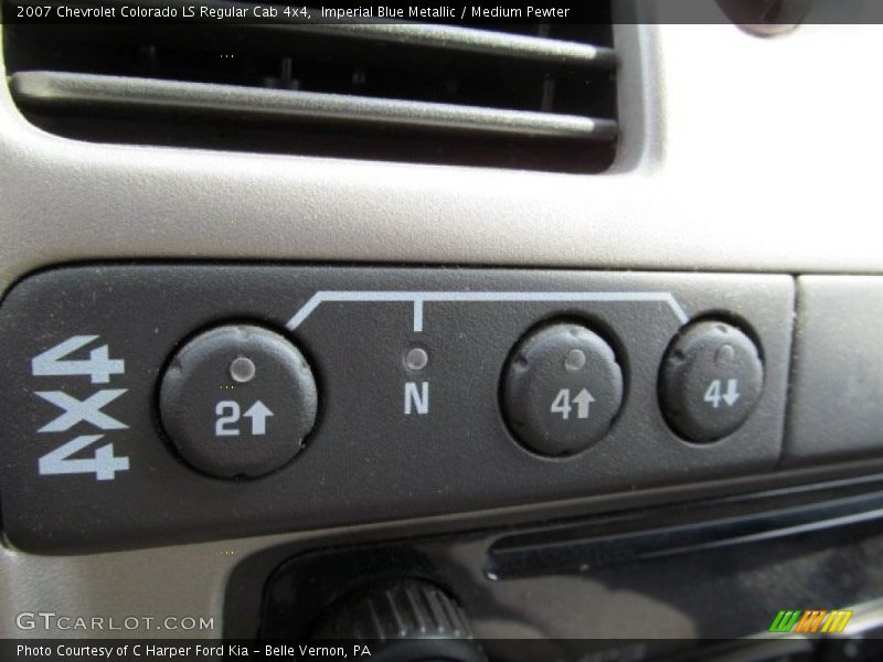 Controls of 2007 Colorado LS Regular Cab 4x4