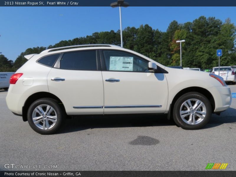 Pearl White / Gray 2013 Nissan Rogue SV