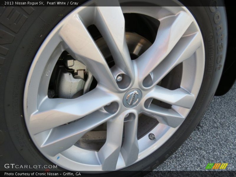 Pearl White / Gray 2013 Nissan Rogue SV