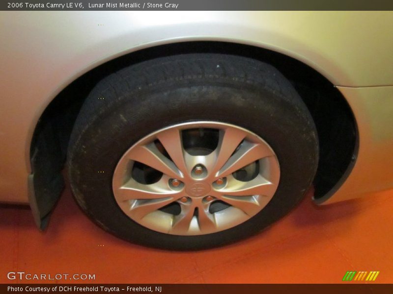 Lunar Mist Metallic / Stone Gray 2006 Toyota Camry LE V6