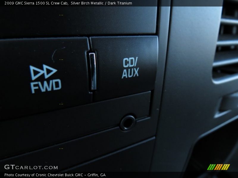 Silver Birch Metallic / Dark Titanium 2009 GMC Sierra 1500 SL Crew Cab