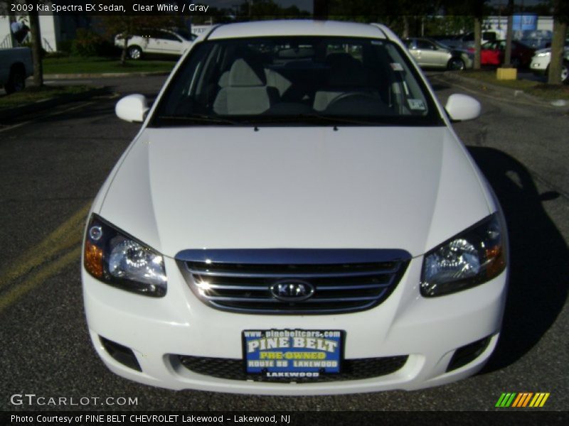 Clear White / Gray 2009 Kia Spectra EX Sedan