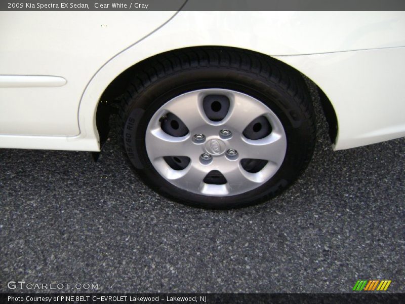 Clear White / Gray 2009 Kia Spectra EX Sedan