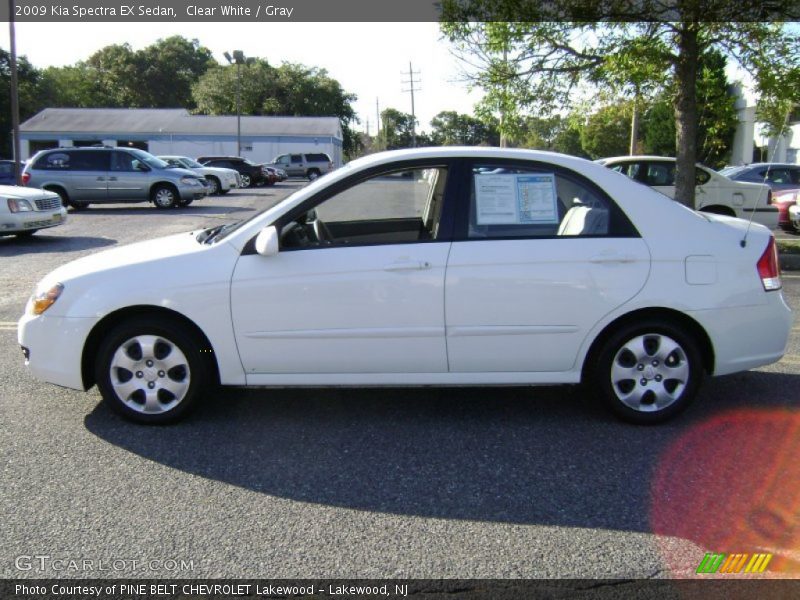 Clear White / Gray 2009 Kia Spectra EX Sedan
