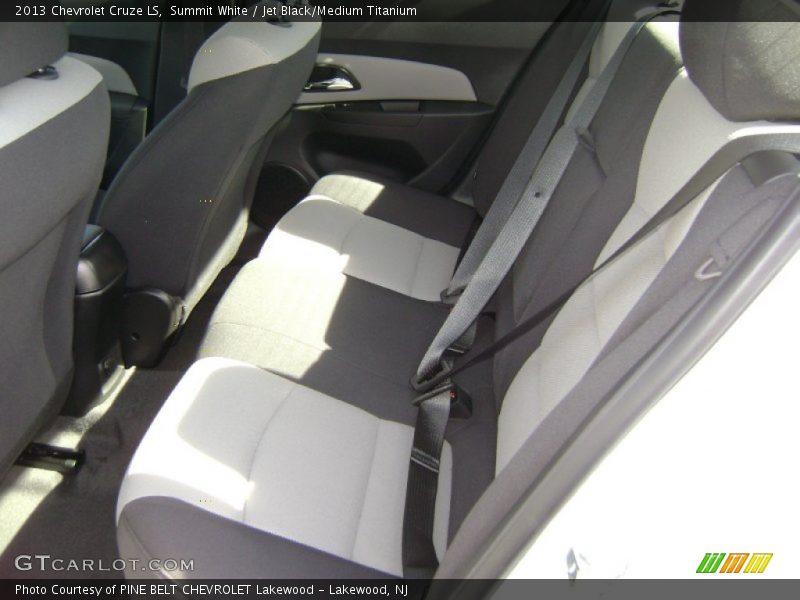 Summit White / Jet Black/Medium Titanium 2013 Chevrolet Cruze LS