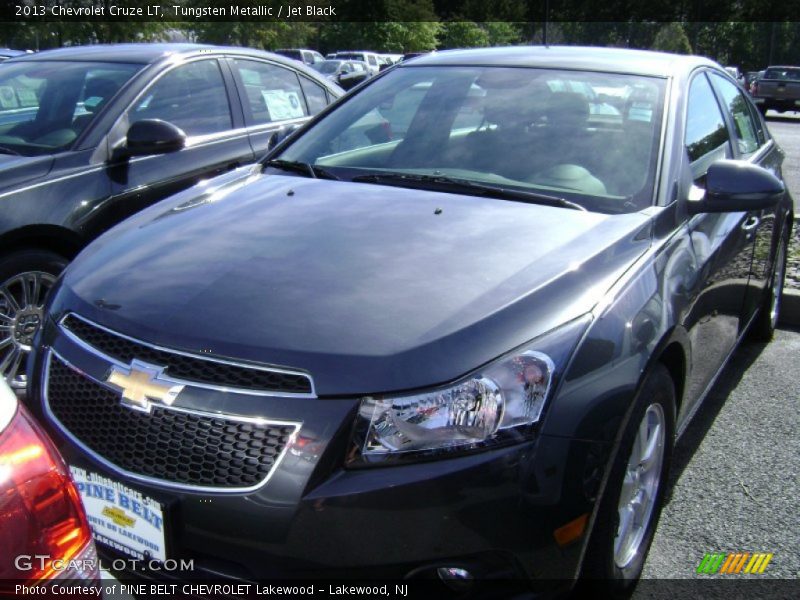 Tungsten Metallic / Jet Black 2013 Chevrolet Cruze LT