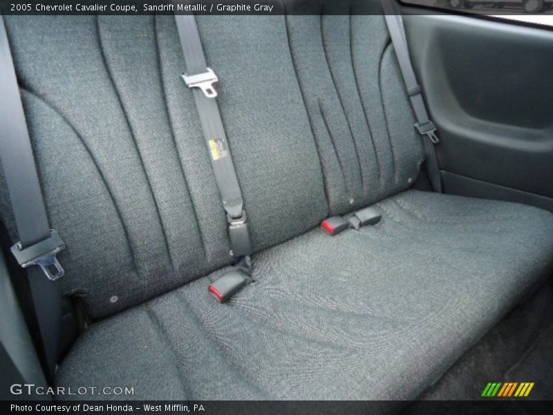 Sandrift Metallic / Graphite Gray 2005 Chevrolet Cavalier Coupe
