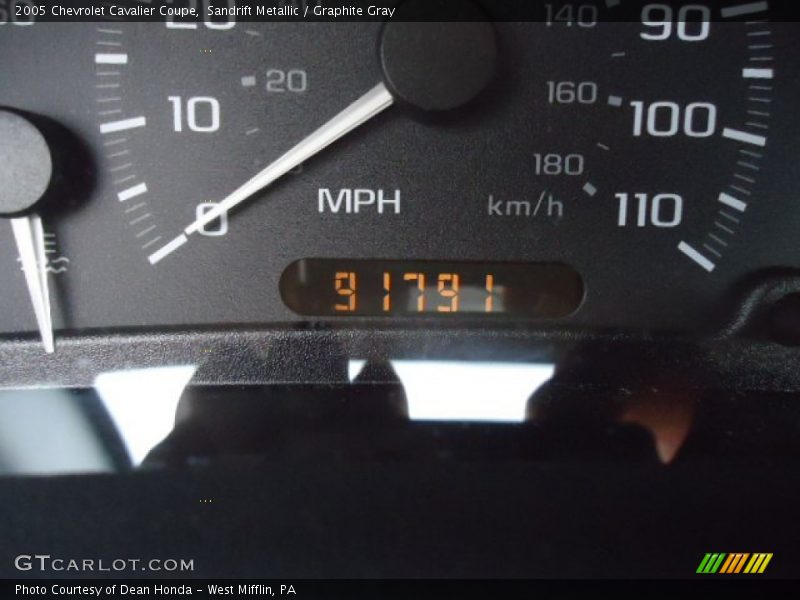 Sandrift Metallic / Graphite Gray 2005 Chevrolet Cavalier Coupe