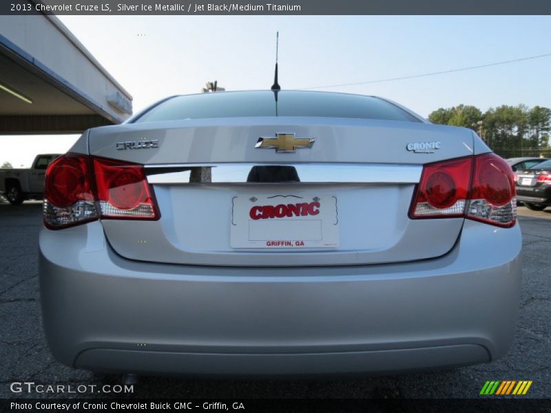Silver Ice Metallic / Jet Black/Medium Titanium 2013 Chevrolet Cruze LS