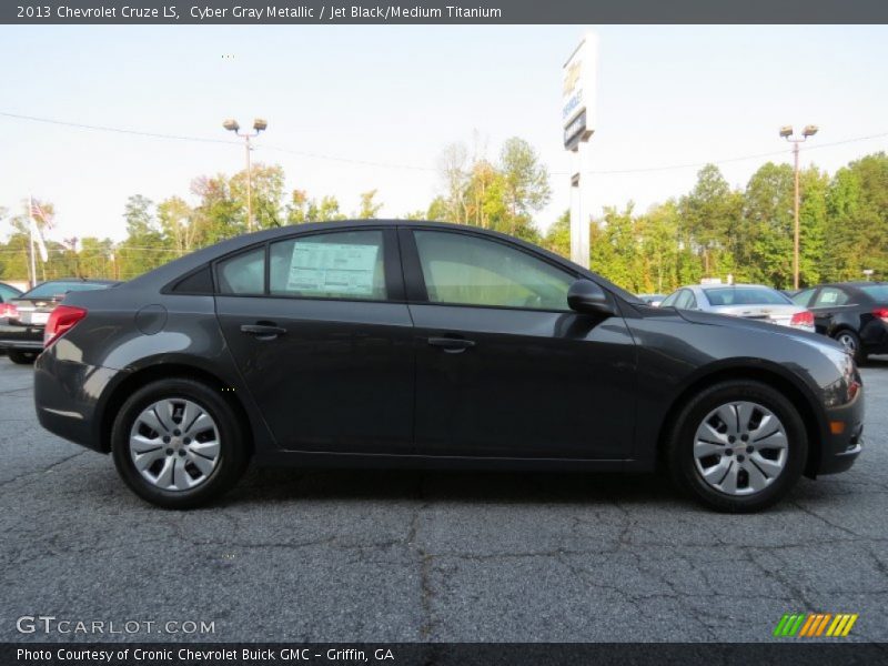 Cyber Gray Metallic / Jet Black/Medium Titanium 2013 Chevrolet Cruze LS