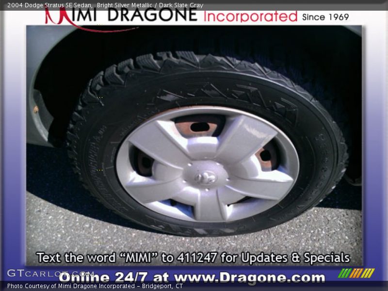 Bright Silver Metallic / Dark Slate Gray 2004 Dodge Stratus SE Sedan