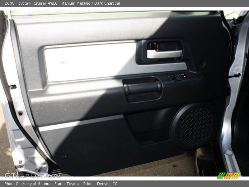 Titanium Metallic / Dark Charcoal 2008 Toyota FJ Cruiser 4WD