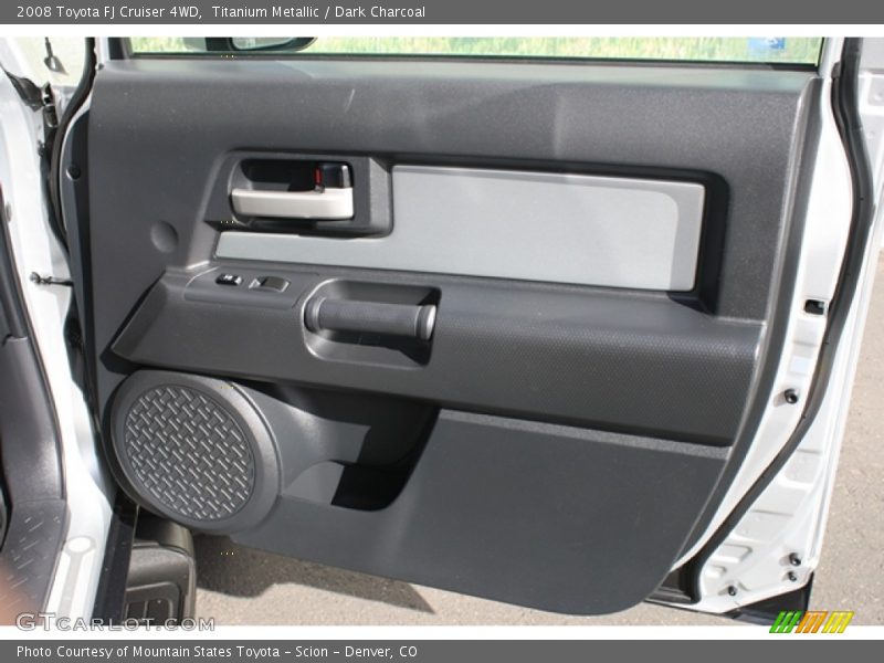 Titanium Metallic / Dark Charcoal 2008 Toyota FJ Cruiser 4WD