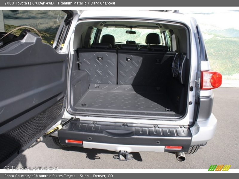 Titanium Metallic / Dark Charcoal 2008 Toyota FJ Cruiser 4WD