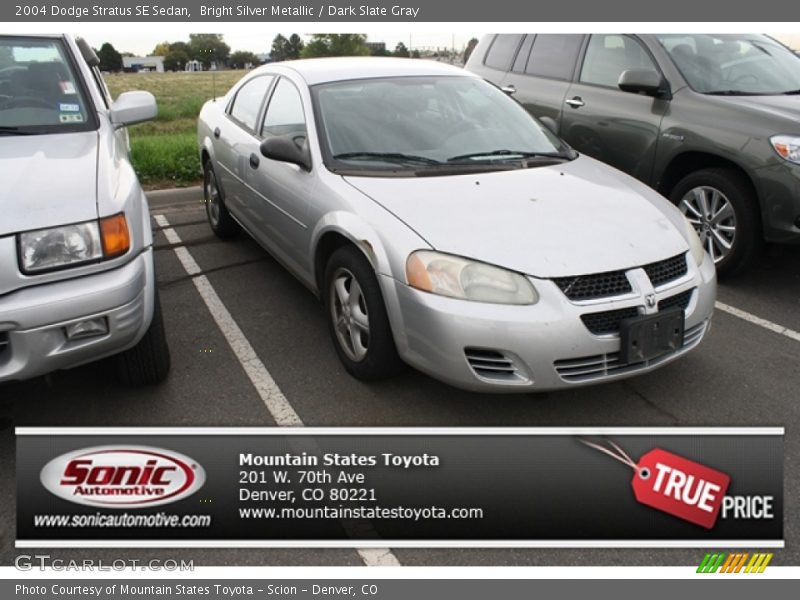 Bright Silver Metallic / Dark Slate Gray 2004 Dodge Stratus SE Sedan
