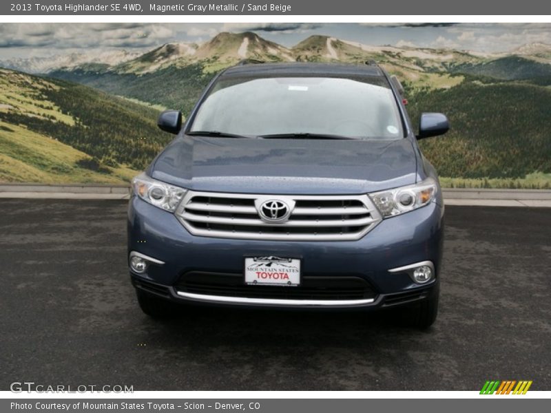 Magnetic Gray Metallic / Sand Beige 2013 Toyota Highlander SE 4WD