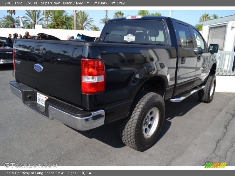 Black / Medium Flint/Dark Flint Grey 2005 Ford F150 XLT SuperCrew