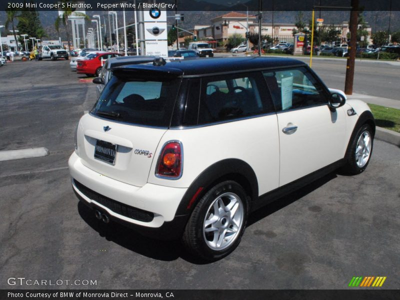 Pepper White / Black/Grey 2009 Mini Cooper S Hardtop