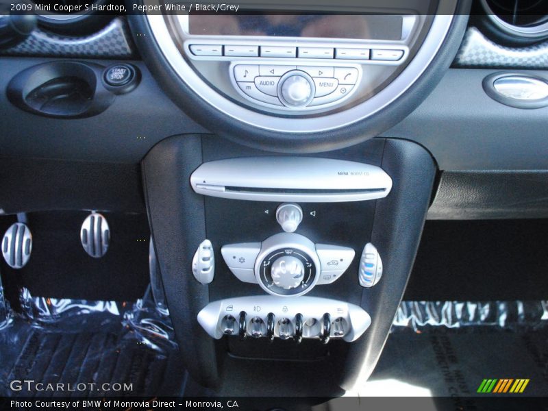 Pepper White / Black/Grey 2009 Mini Cooper S Hardtop