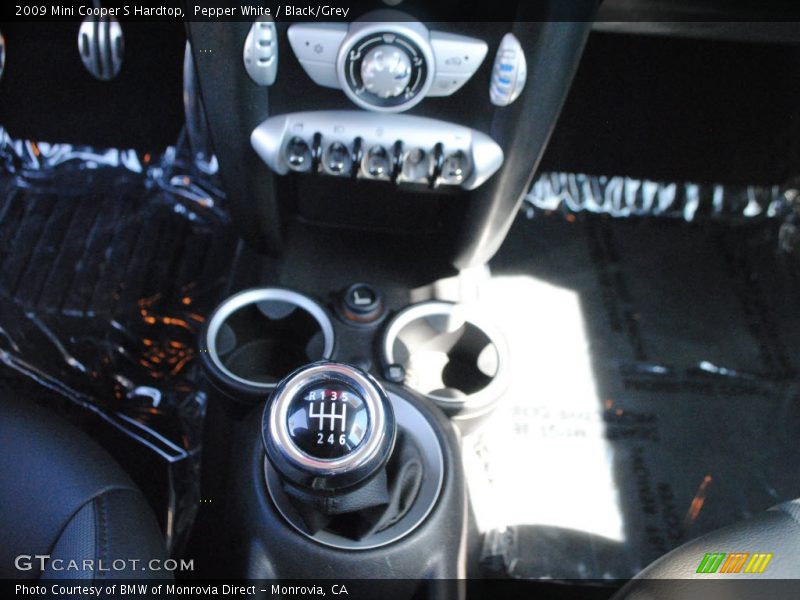 Pepper White / Black/Grey 2009 Mini Cooper S Hardtop