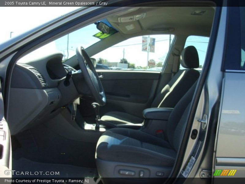 Mineral Green Opalescent / Gray 2005 Toyota Camry LE