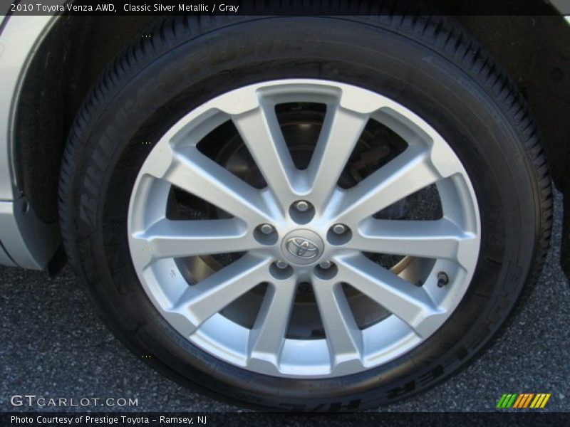 Classic Silver Metallic / Gray 2010 Toyota Venza AWD