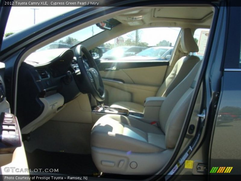 Cypress Green Pearl / Ivory 2012 Toyota Camry XLE