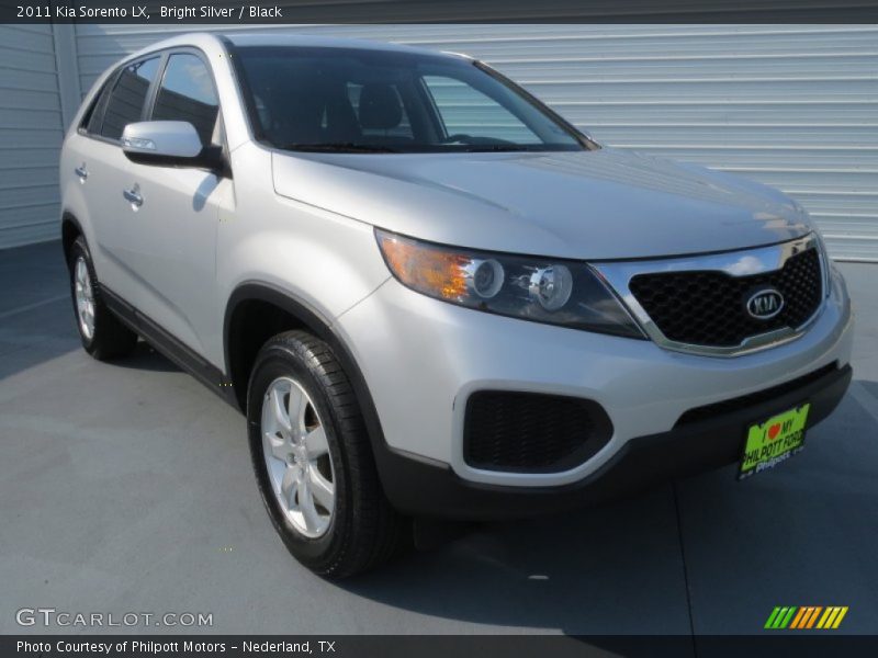 Bright Silver / Black 2011 Kia Sorento LX