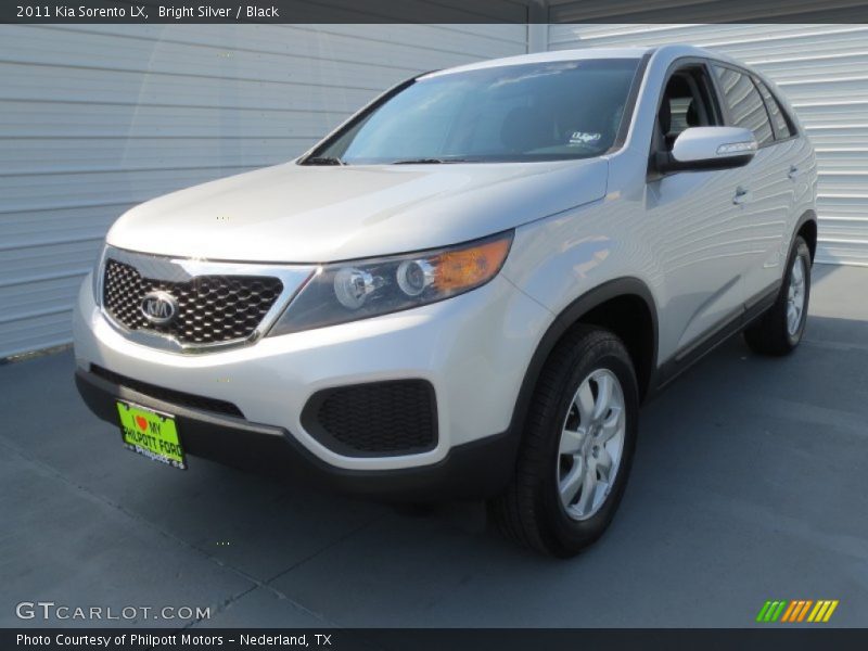 Bright Silver / Black 2011 Kia Sorento LX